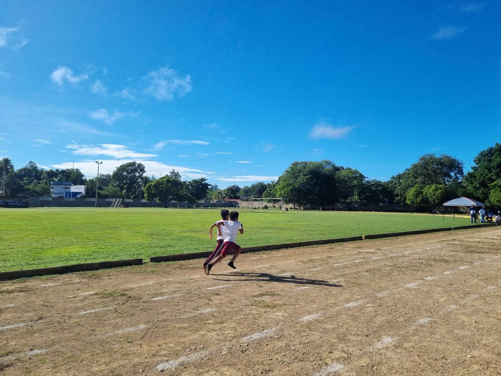 IMG-20251022-WA0004 EL GOBIERNO MUNICIPAL IMPULSA LA INAUGURACIÓN DE LOS JUEGOS DEPORTIVOS ESCOLARES EN JOSÉ MARÍA MORELOS CON ESPACIOS PÚBLICOS DEPORTIVOS DIGNOS