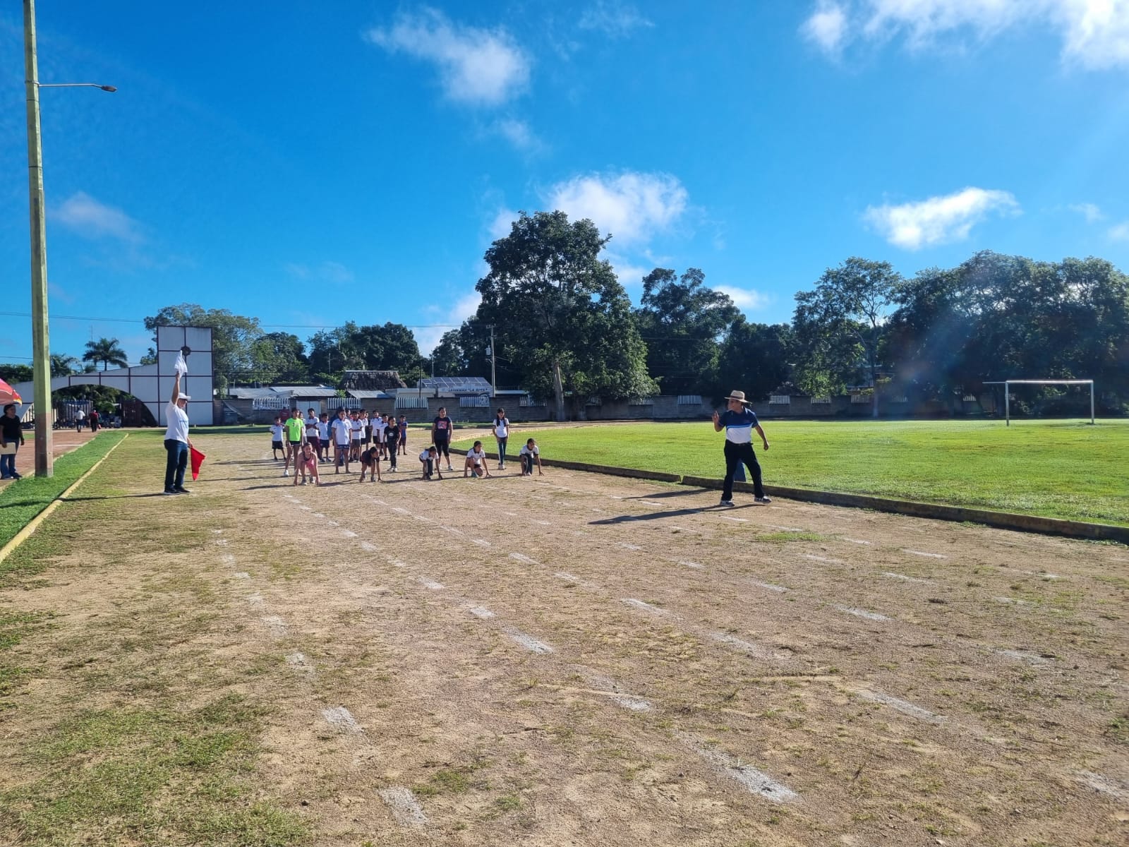 IMG-20251022-WA0009 EL GOBIERNO MUNICIPAL IMPULSA LA INAUGURACIÓN DE LOS JUEGOS DEPORTIVOS ESCOLARES EN JOSÉ MARÍA MORELOS CON ESPACIOS PÚBLICOS DEPORTIVOS DIGNOS