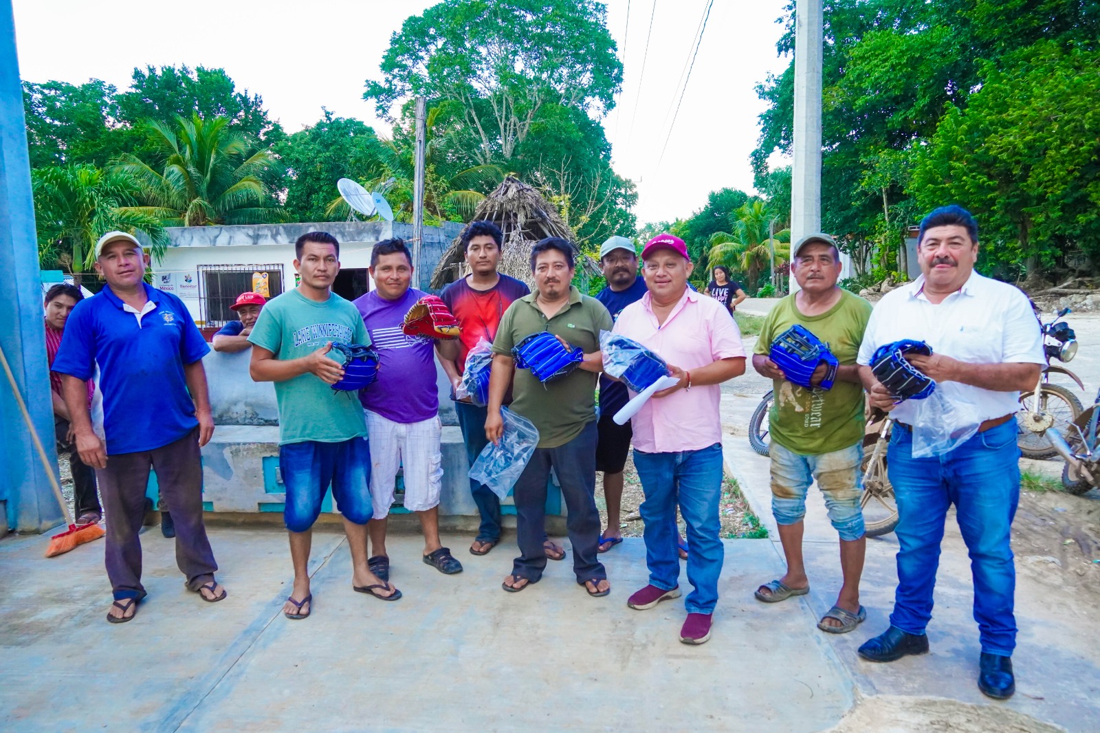 IMG-20251023-WA0008 CUANDO SE TRANSFORMA SE AVANZA: ERIK BORGES YAM CONTINUA IMPULSANDO EL CAMPO, DEPORTES Y SALUD EN JOSÉ MARÍA MORELOS