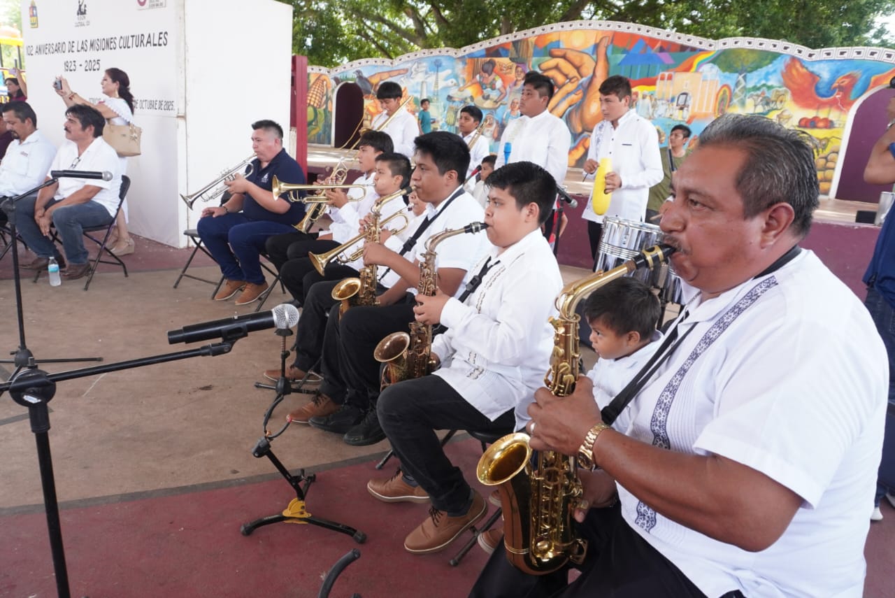 IMG-20251024-WA0016 EN JOSÉ MARÍA MORELOS SE CELEBRÓ EL 102 ANIVERSARIO DE LAS MISIONES CULTURALES EN QUINTANA ROO