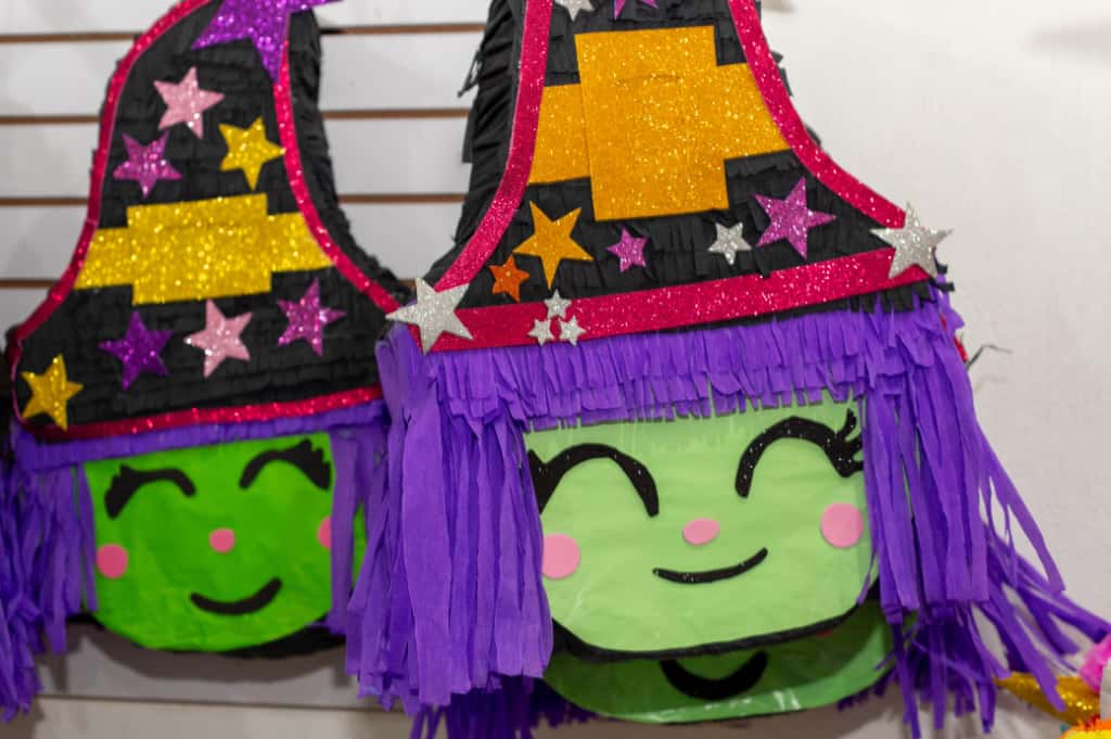 IMG-20251024-WA0028 “GRACIAS PRESIDENTE ERIK BORGES YAM POR CAMBIAR NUESTRAS VIDAS”: MUJERES MORELENSES SE CAPACITAN EN ELABORACIÓN DE PIÑATAS A TRAVÉS DEL PROGRAMA “CAPACÍTATE Y EMPLÉATE”