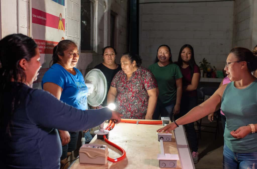 IMG-20251027-WA0040 JOSÉ MARÍA MORELOS HISTÓRICAMENTE AVANZA HACIA LA IGUALDAD DE GÉNERO Y OPORTUNIDADES PARA LAS MUJERES CON TALLERES DE ELECTRICIDAD BÁSICA