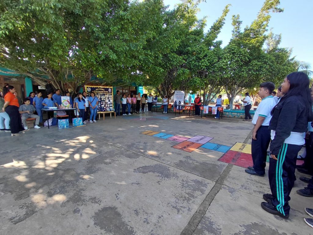 IMG-20251030-WA0039-1024x768 EL H. AYUNTAMIENTO DE JOSÉ MARÍA MORELOS GARANTIZA EL ACCESO A LA INFORMACIÓN EN LA JUVENTUD CON FERIA INTEGRAL DE SERVICIOS