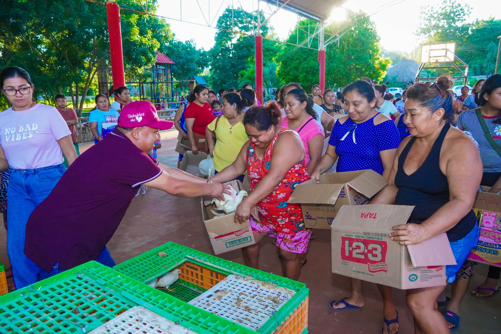IMG-20251030-WA0046 CULMINA CON HISTÓRICO ÉXITO EL PROGRAMA DE PROSPERIDAD ALIMENTARIA FAMILIAR: SE ENTREGARON MÁS DE 40 MIL GALLINAS PONEDORAS EN JOSÉ MARÍA MORELOS