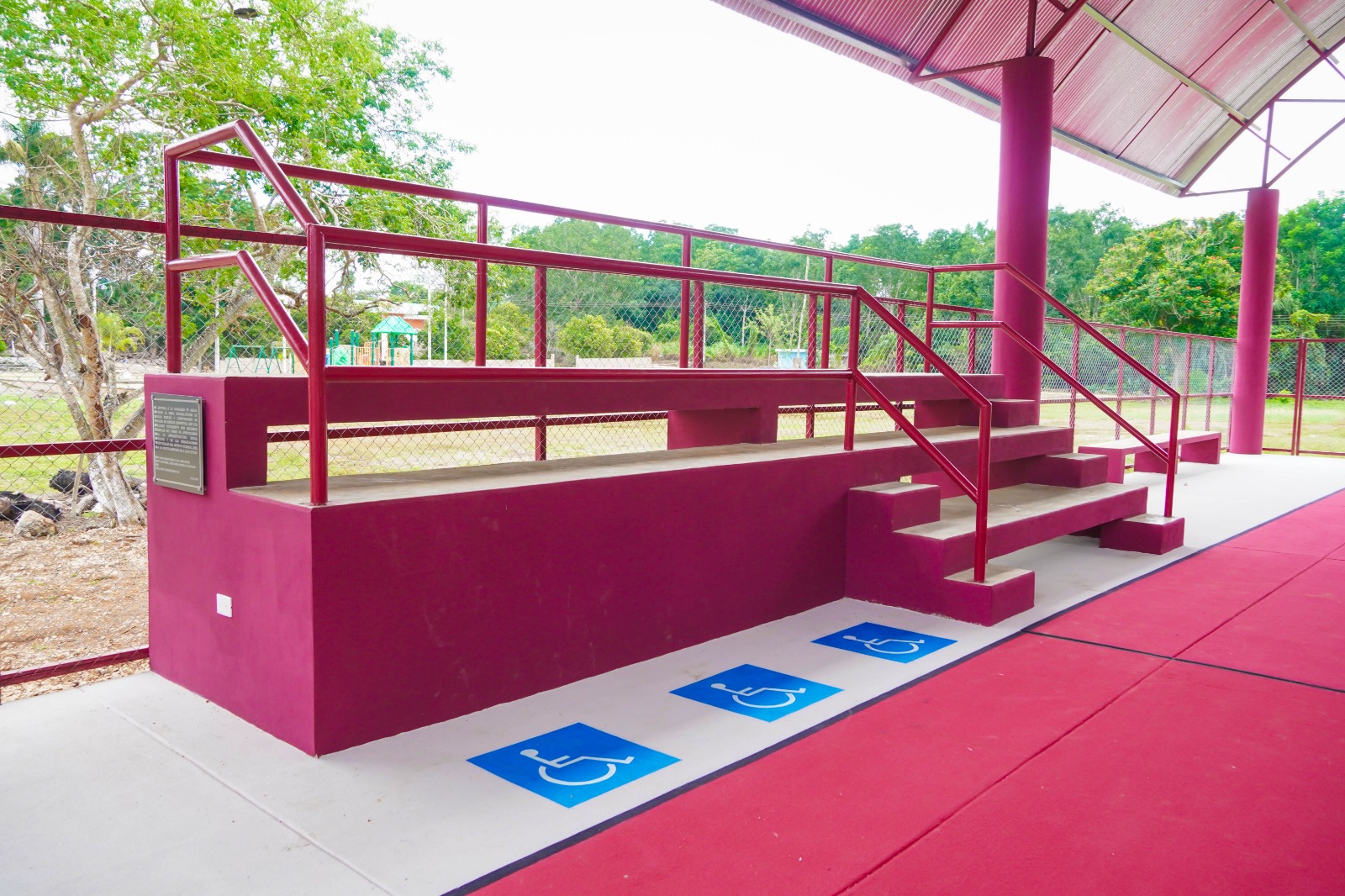 IMG-20251030-WA0096 ERIK BORGES YAM ENTREGA AL PUEBLO DE NUEVA REFORMA SU NUEVO DOMO DE USOS MÚLTIPLES PARA IMPULSAR EL DEPORTE Y LA SANA CONVIVENCIA COMUNITARIA