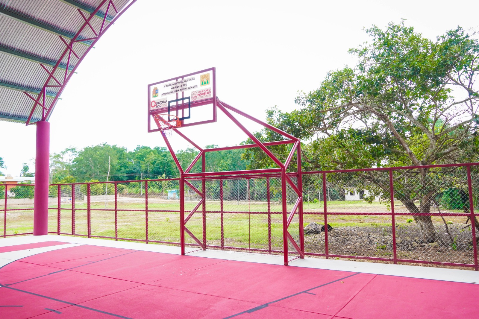 IMG-20251030-WA0097 ERIK BORGES YAM ENTREGA AL PUEBLO DE NUEVA REFORMA SU NUEVO DOMO DE USOS MÚLTIPLES PARA IMPULSAR EL DEPORTE Y LA SANA CONVIVENCIA COMUNITARIA