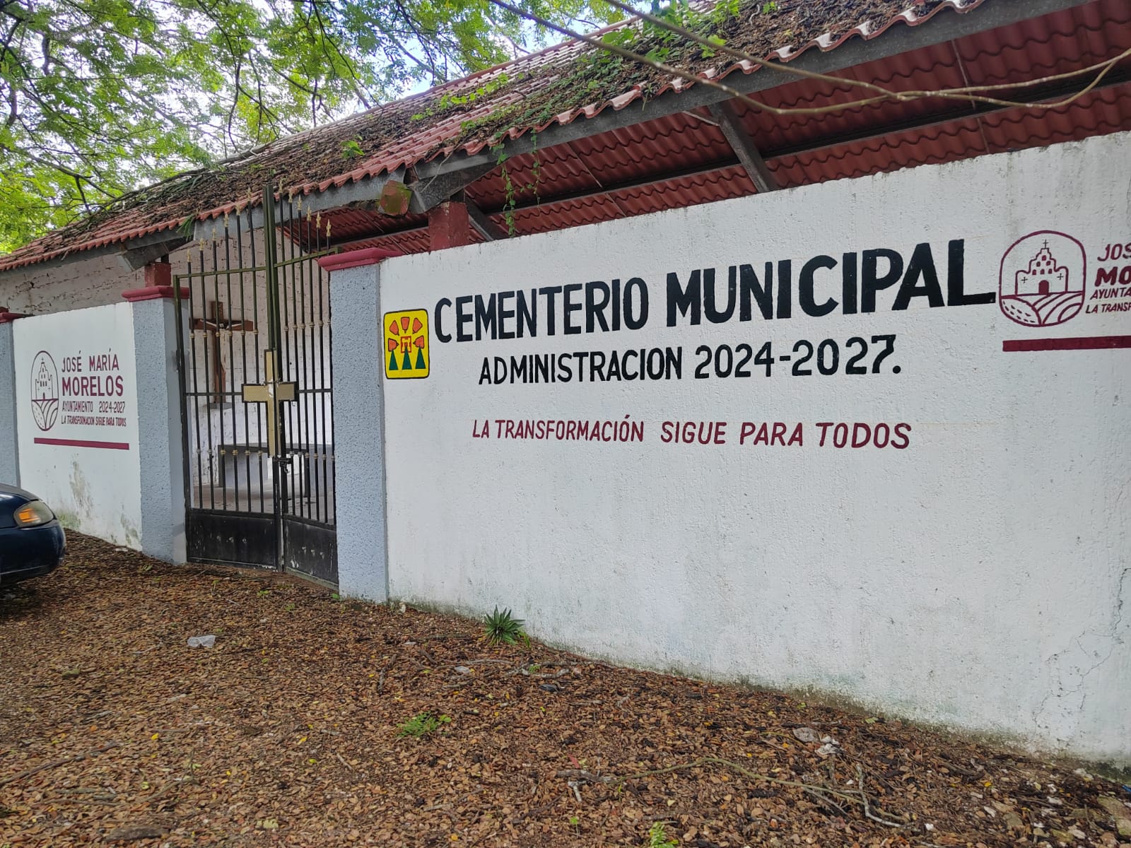 Imagen-de-WhatsApp-2025-10-21-a-las-11.13.45_05bac26f JOSÉ MARÍA MORELOS SE PREPARA PARA RECIBIR A VISITANTES EN EL CEMENTERIO DURANTE EL DÍA DE MUERTOS