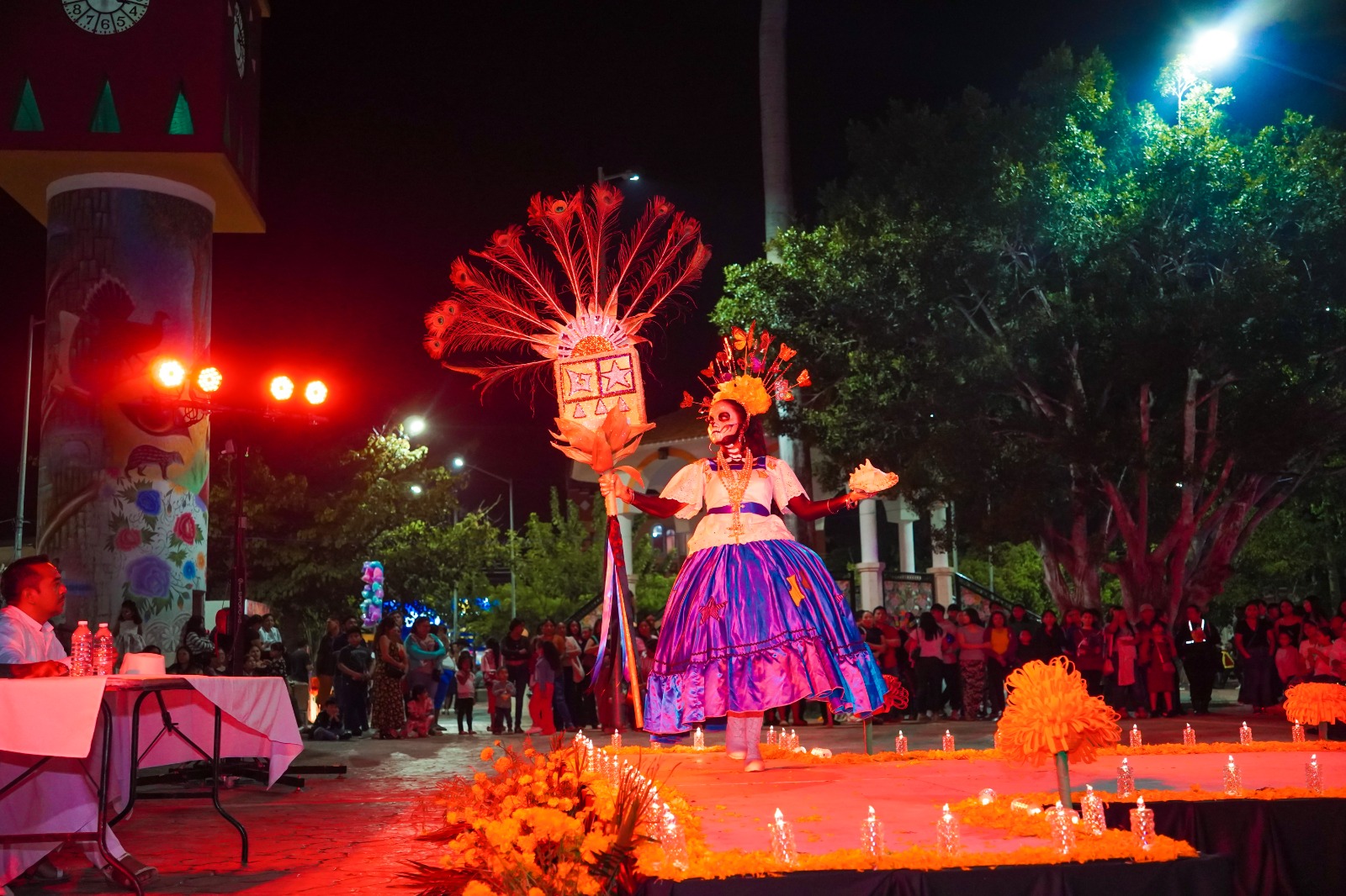 IMG-20251101-WA0011 ERIK BORGES YAM ENCABEZA CON ORGULLO EL INICIO DEL GRAN FESTIVAL DE DÍA DE MUERTOS “JANAL PIXÁN” 2025 DESDE LA PUERTA DE LA ZONA MAYA, JOSÉ MARÍA MORELOS
