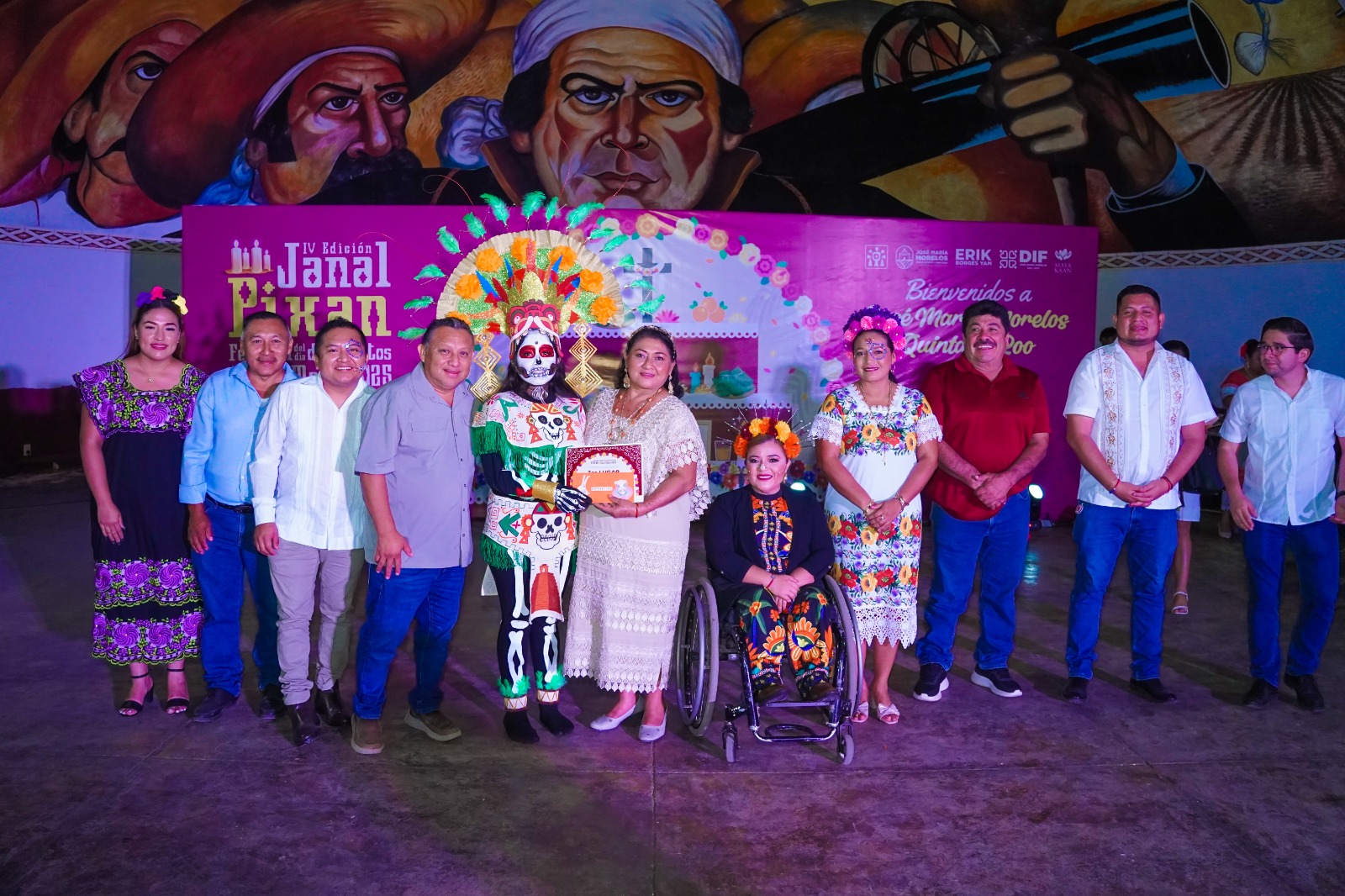 IMG-20251101-WA0016 ERIK BORGES YAM ENCABEZA CON ORGULLO EL INICIO DEL GRAN FESTIVAL DE DÍA DE MUERTOS “JANAL PIXÁN” 2025 DESDE LA PUERTA DE LA ZONA MAYA, JOSÉ MARÍA MORELOS