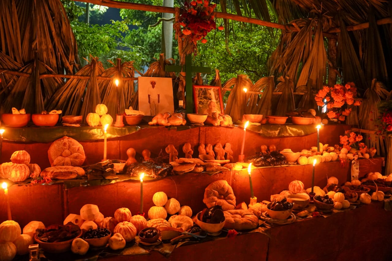 IMG-20251101-WA0043 ERIK BORGES YAM FORTALECE LAS TRADICIONES CULTURALES CON EL CONCURSO DE ALTARES EN JOSÉ MARÍA MORELOS