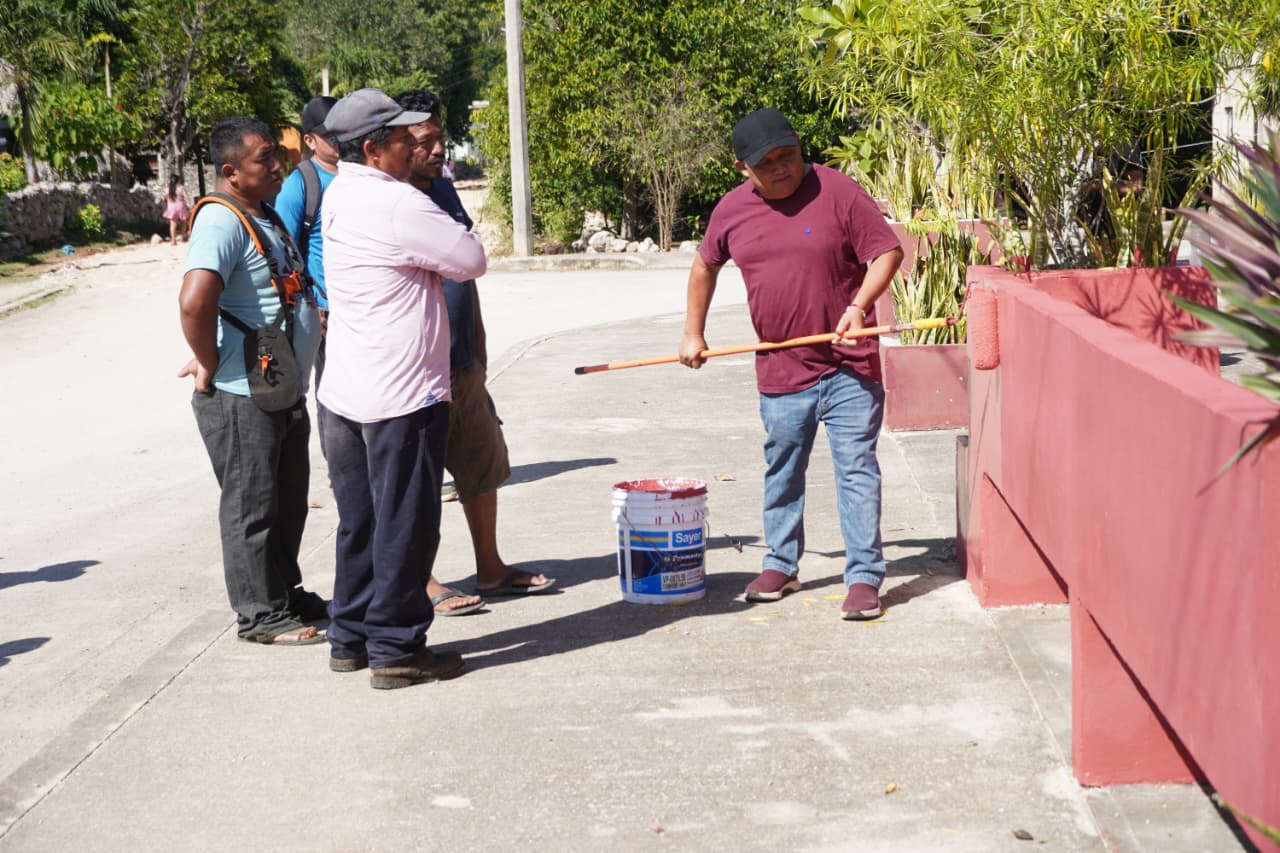 IMG-20251103-WA0011 ERIK BORGES YAM CONTINUA FORTALECIENDO LA UNIDAD EN LAS COMUNIDADES RURALES