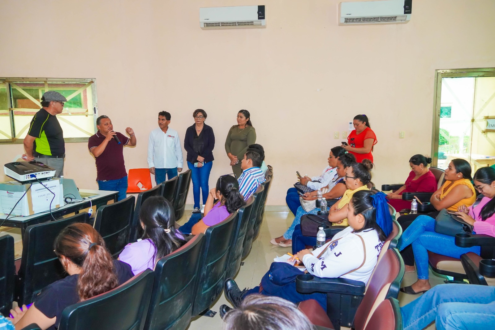 IMG-20251104-WA0008 EL ARCHIVO MUNICIPAL DE JOSÉ MARÍA MORELOS SE PREPARA PARA UNA MEJOR CLASIFICACIÓN Y CATÁLOGO DE LA DISPOSICIÓN DOCUMENTAL PÚBLICA