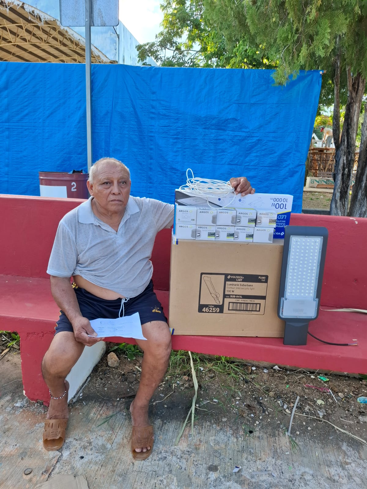 IMG-20251105-WA0004 ERIK BORGES YAM IMPULSA ACCIONES DE LIMPIEZA Y MEJORAMIENTO URBANO EN JOSÉ MARÍA MORELOS