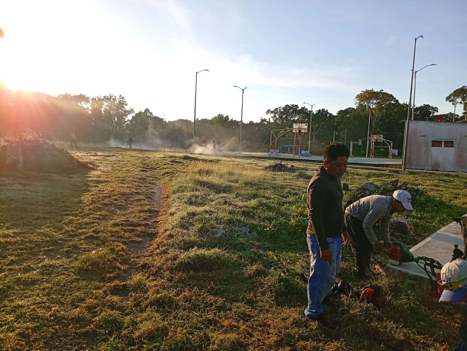 IMG-20251105-WA0027 EL AYUNTAMIENTO Y DIF MUNICIPAL PROMUEVEN ACCIONES DE CONCIENTIZACIÓN Y LLEVAN A CABO MÁS JORNADAS DE LIMPIEZA EN LAS COMUNIDADES RURALES