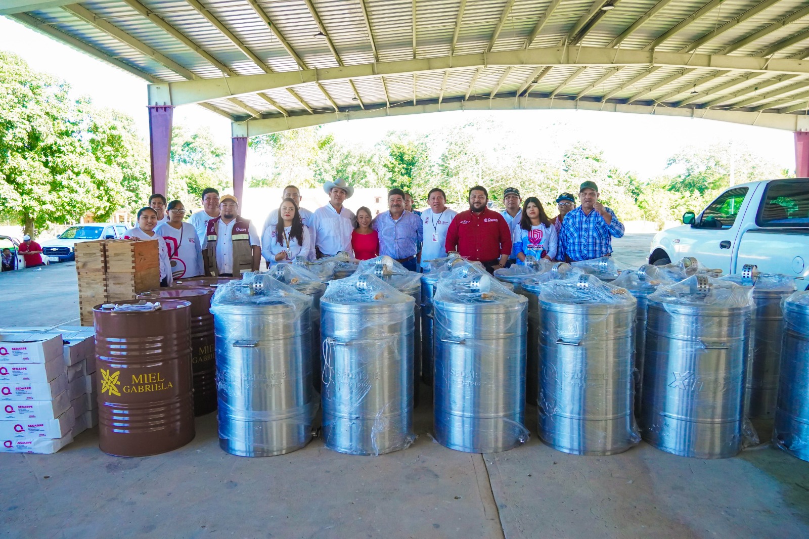 IMG-20251106-WA0074 PECUARIOS DE JOSÉ MARÍA MORELOS CONTINÚAN RECIBIENDO ENTREGA DE INSUMOS GRACIAS AL PROGRAMA DE FORTALECIMIENTO A LA GANADERÍA