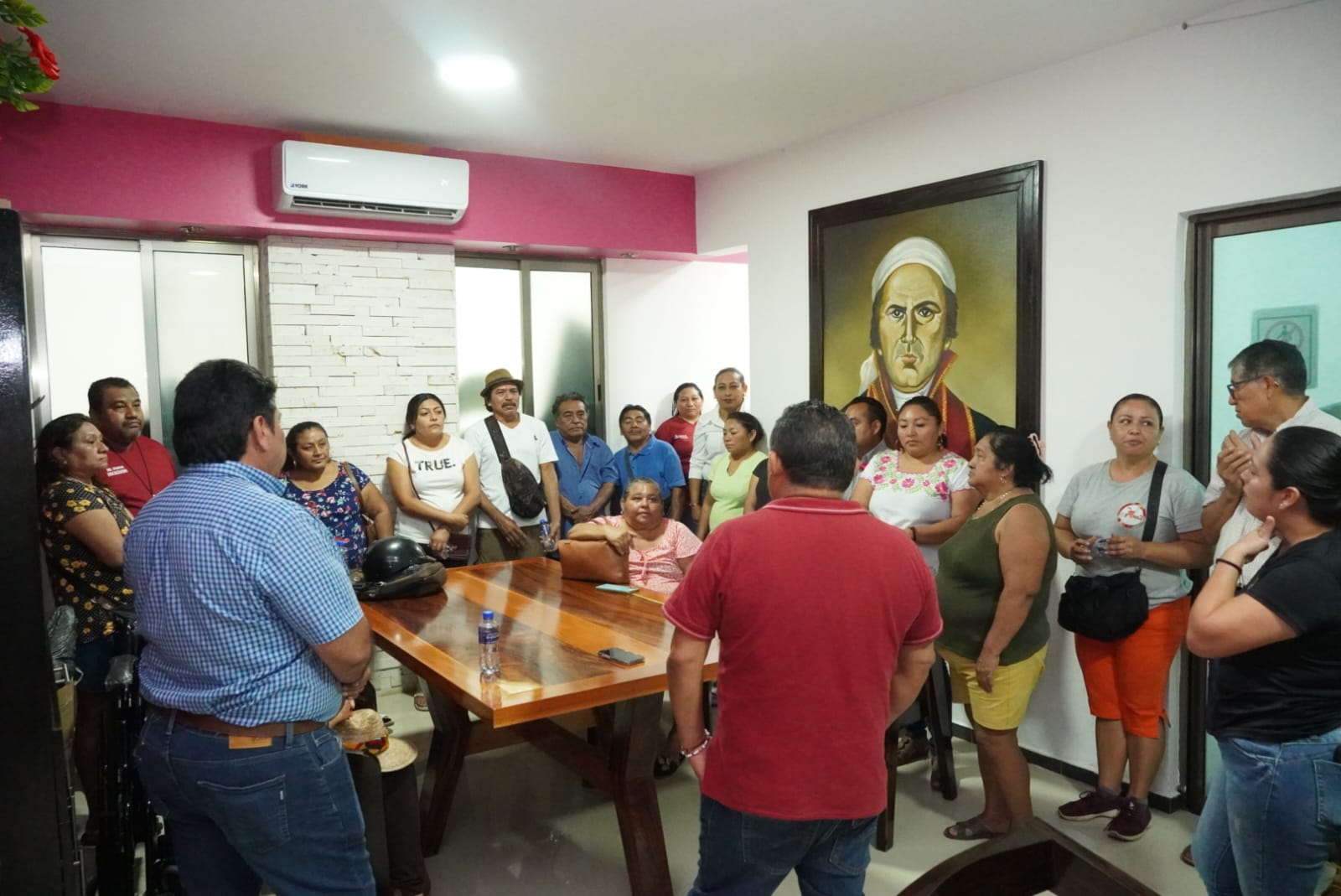 IMG-20251106-WA0098 ERIK BORGES YAM REFUERZA SU COMPROMISO CON LA EDUCACIÓN Y LA ECONOMÍA LOCAL EN JOSÉ MARÍA MORELOS