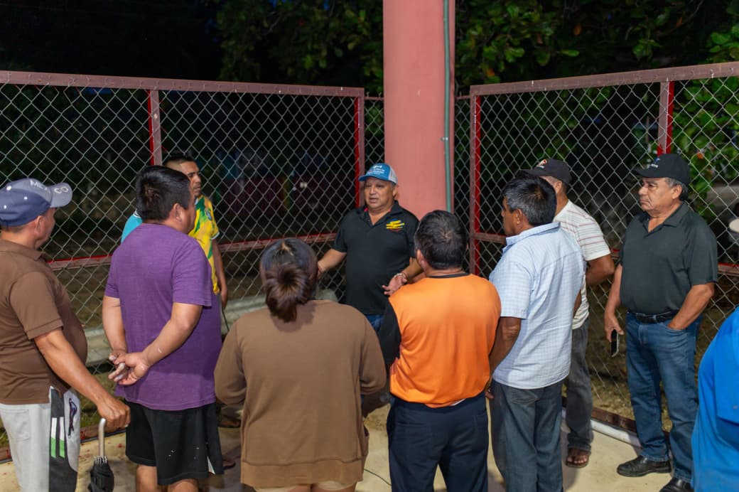 IMG-20251111-WA0016 ERIK BORGES YAM LIDERA INTENSA JORNADA DE LIMPIEZA EN LA COMUNIDAD DE DOS AGUADAS