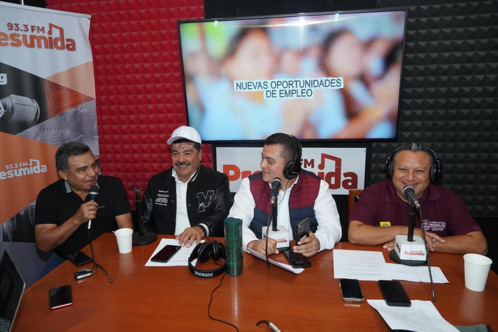 IMG-20251112-WA0002 HISTÓRICO: EL PRESIDENTE MUNICIPAL ERIK BORGES YAM DONARÁ SU SUELDO ANUAL EN APOYOS A LA CIUDADANÍA PRIORIZANDO LA SALUD DE TODOS, SIN DISTINCIÓN