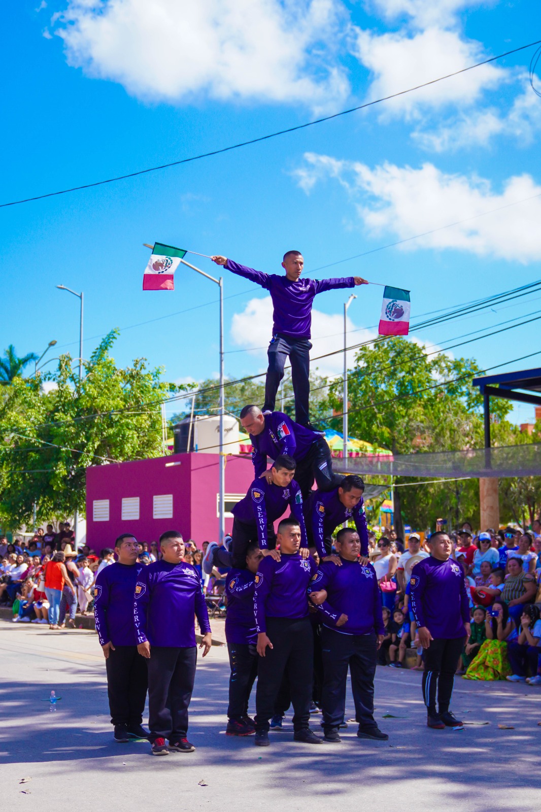 IMG-20251120-WA0023 ERIK BORGES YAM ENCABEZA EL DESFILE CONMEMORATIVO POR EL 115 ANIVERSARIO DE LA REVOLUCIÓN MEXICANA EN JOSÉ MARÍA MORELOS