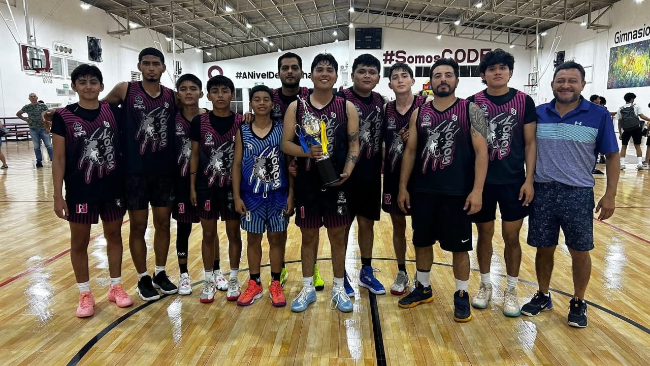 IMG-20251125-WA0023 JOSÉ MARÍA MORELOS SE CORONA SUBCAMPEÓN DE LA LIGA DE BÁSQUETBOL VARONIL DEL SUR EN QUINTANA ROO GRACIAS AL IMPULSO DEL PRESIDENTE ERIK BORGES YAM