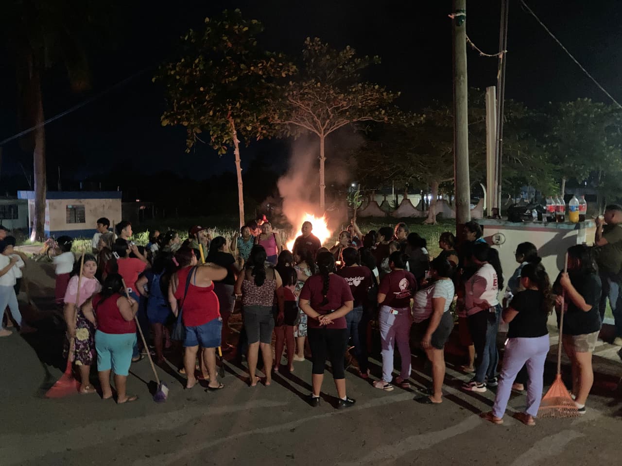 IMG-20251125-WA0031 EL TRABAJO SIN DESCANSO NO SE DETIENE: LA JORNADA PERMANENTE DE LIMPIEZA LLEGÓ A LA COLONIA GUADALUPE