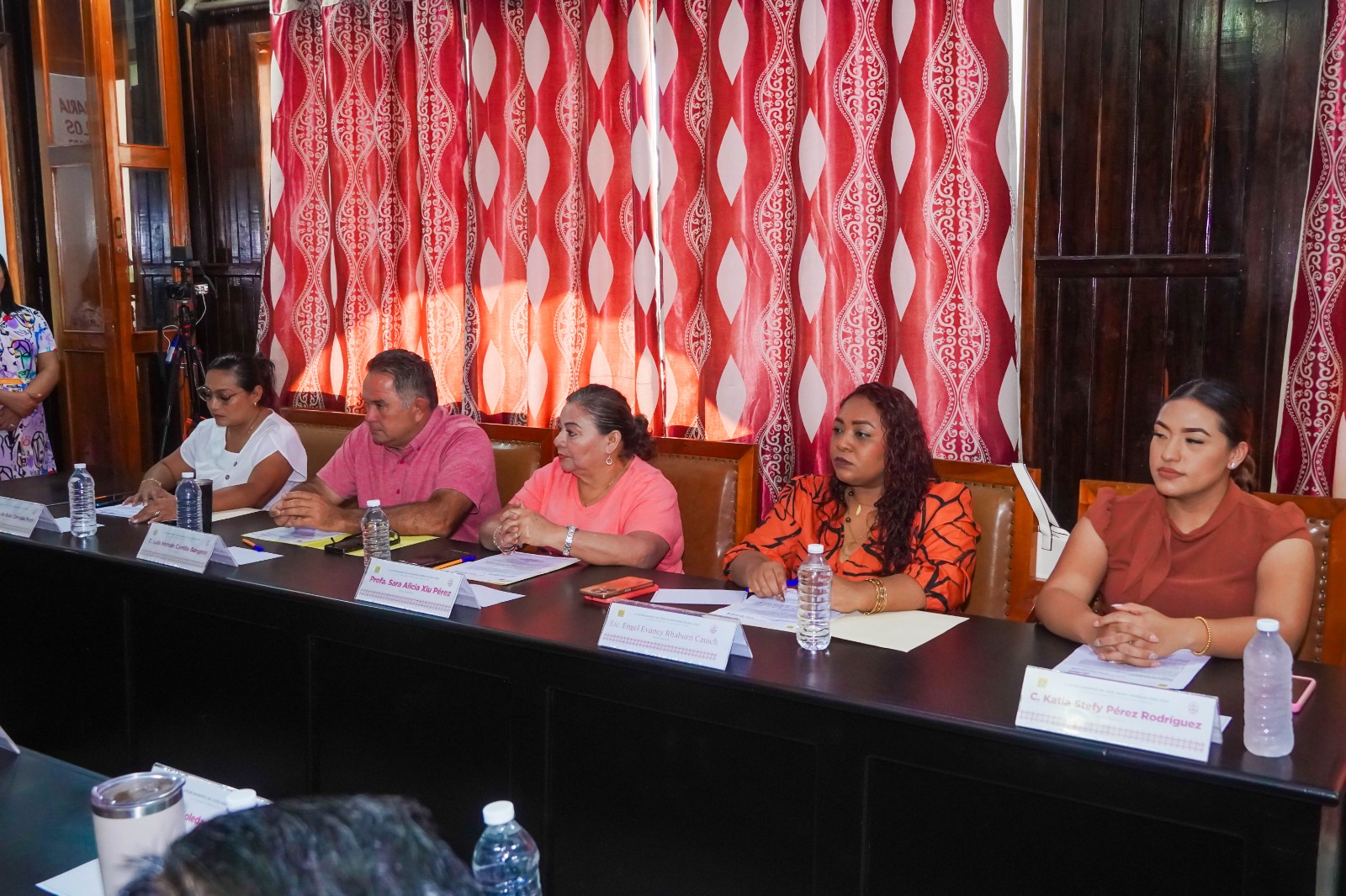 IMG-20251125-WA0051 CABILDO MORELENSE RESPALDA LA PROPUESTA DE ERIK BORGES PARA FORTALECER LA GESTIÓN PÚBLICA RESPONSABLE, EFICIENTE Y COMPROMETIDA CON EL PUEBLO