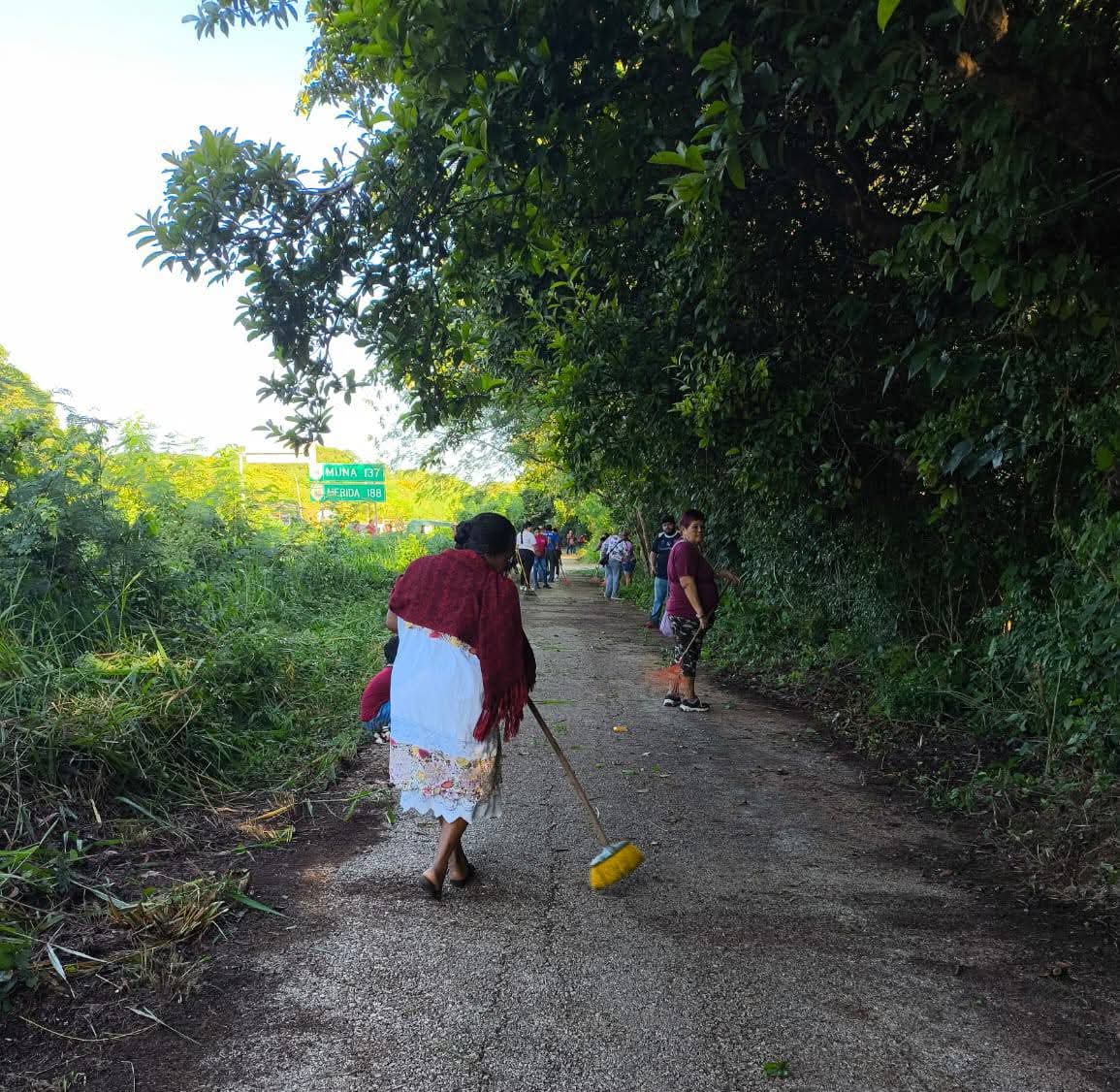 Imagen-de-WhatsApp-2025-11-10-a-las-08.39.23_52047a84 LA TRANSFORMACIÓN DE JOSÉ MARÍA MORELOS SE SIGUE CONSTRUYENDO CON UNIDAD Y TRABAJO CONSTANTE