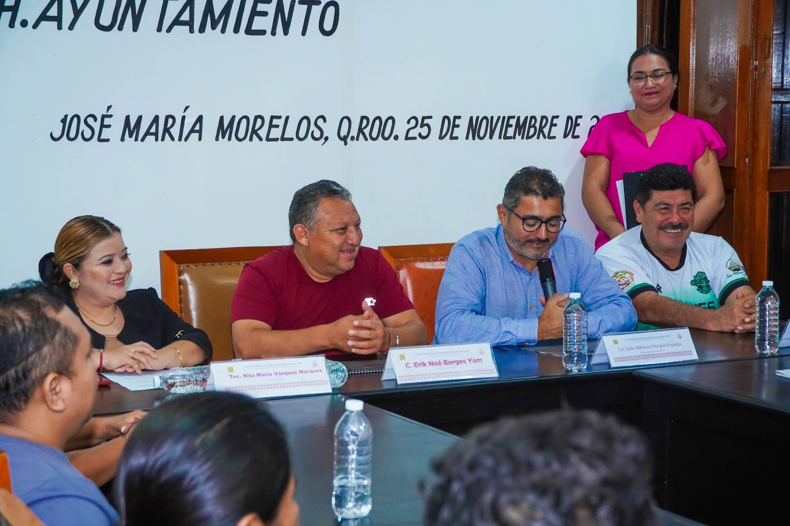 IMG-20251127-WA0062 ERIK BORGES YAM Y EL INSUS FIRMAN CONVENIO HISTÓRICO PARA REGULARIZAR CIENTOS DE PREDIOS Y PROTEGER EL PATRIMONIO FAMILIAR EN JMM