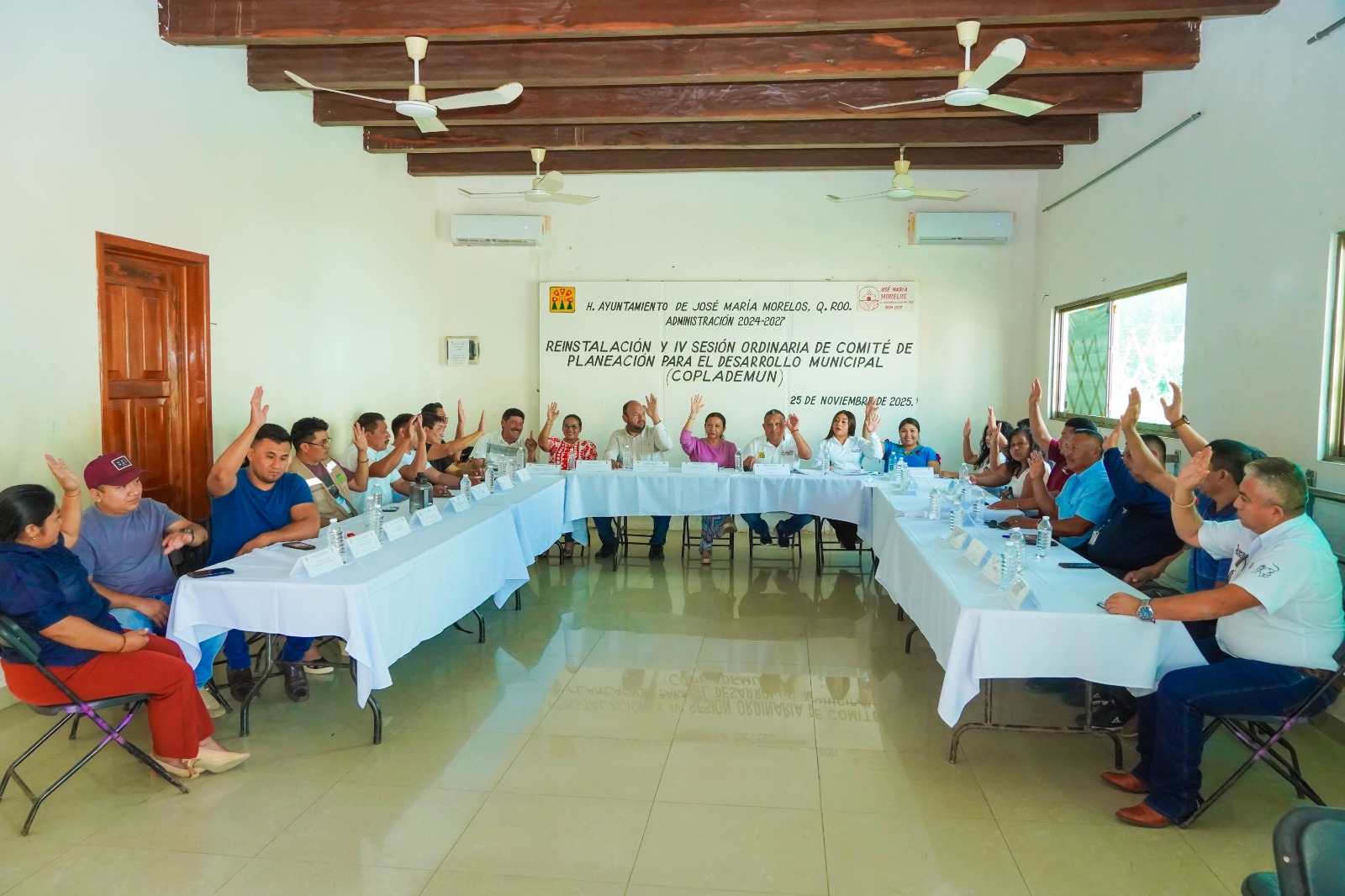 IMG-20251128-WA0037 EL PRESIDENTE MUNICIPAL ERIK BORGES YAM ENCABEZÓ LA REINSTALACION Y CUARTA SESIÓN ORDINARIA DEL COPLADEMUN