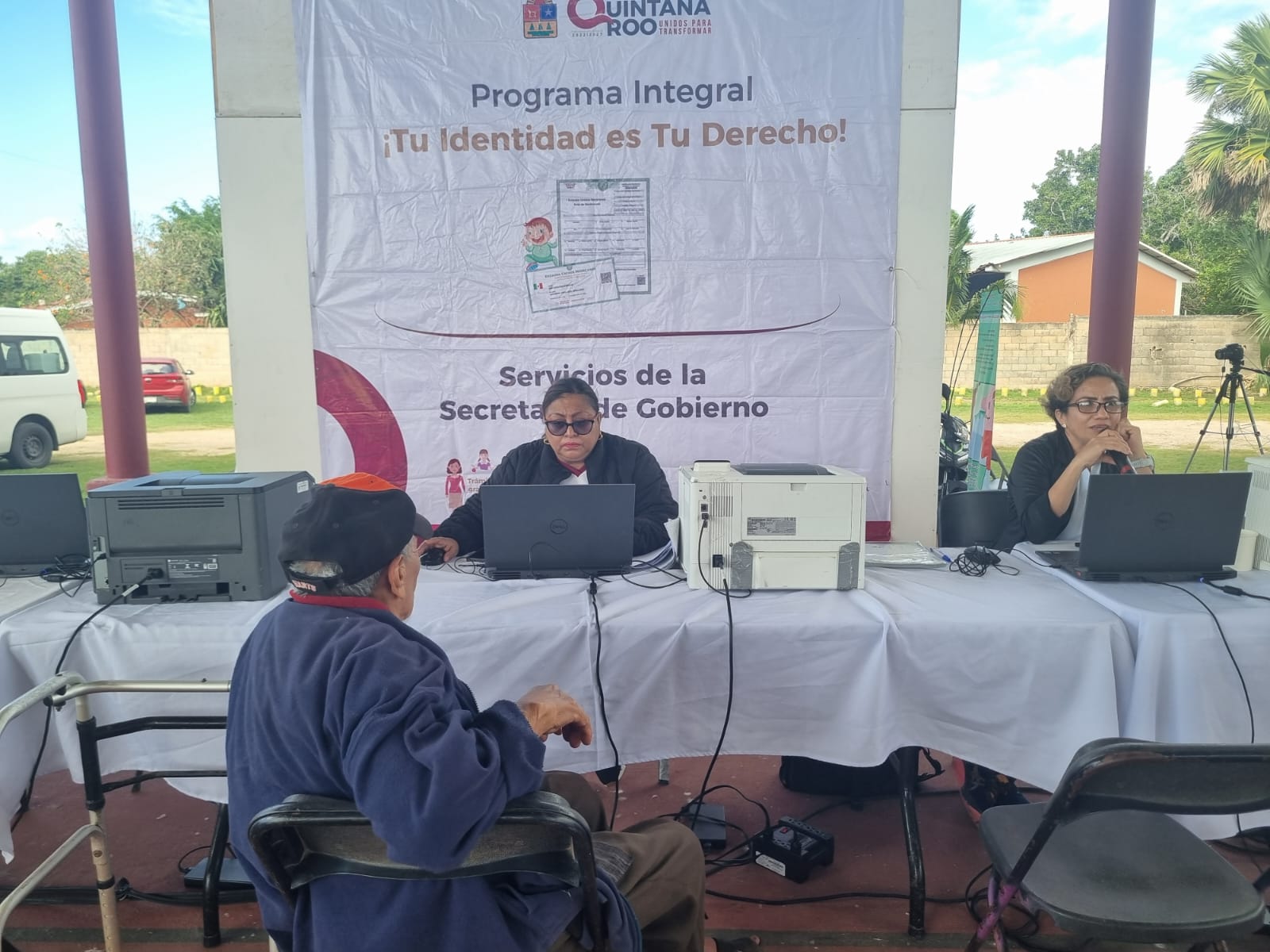 IMG-20251129-WA0014 CIENTOS DE MORELENESE RECIBIERON ATENCIÓN GRATUITA EN LA JORNADA "TU IDENTIDAD ES TU DERECHO" EN JOSÉ MARÍA MORELOS