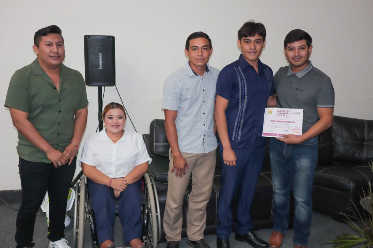 IMG-20251201-WA0006 JÓVENES PARTICIPAN ACTIVAMENTE EN EL DEBATE POLÍTICO MUNICIPAL 2025 DE JOSÉ MARÍA MORELOS