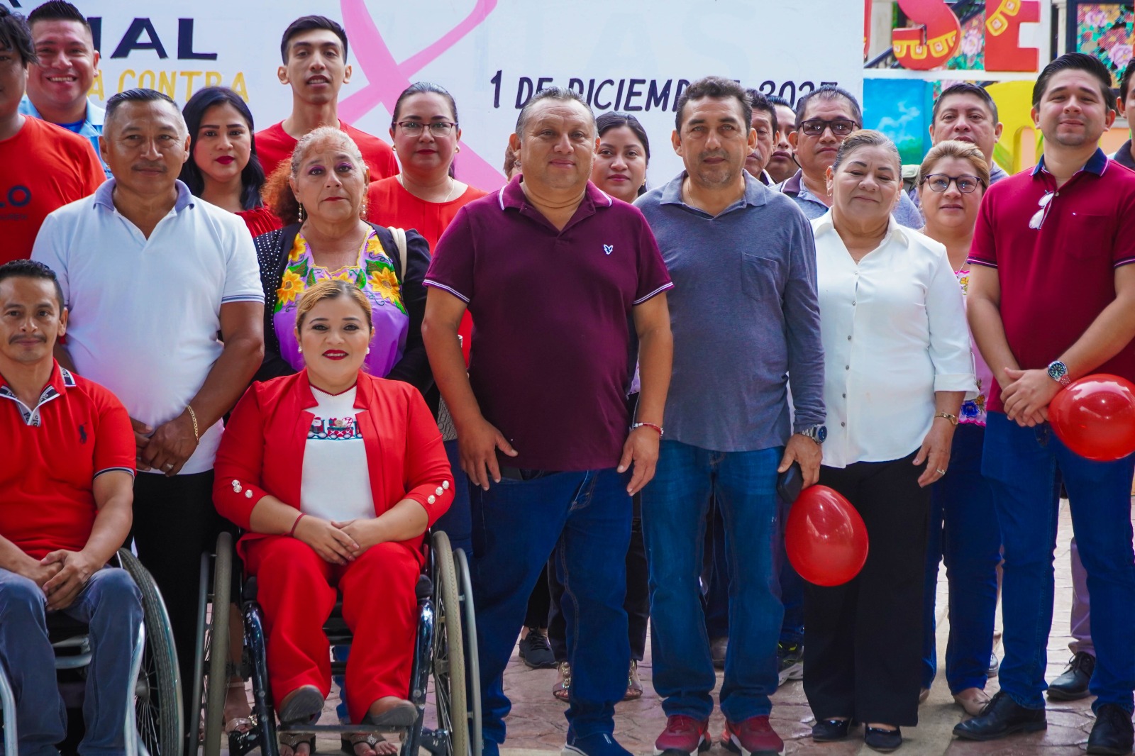 IMG-20251201-WA0014 ERIK BORGES YAM ENCABEZA ESTRATEGIAS DE CUIDADO INTEGRAL DE LA SALUD EN EL DÍA MUNDIAL DEL VIH/SIDA EN JOSÉ MARÍA MORELOS