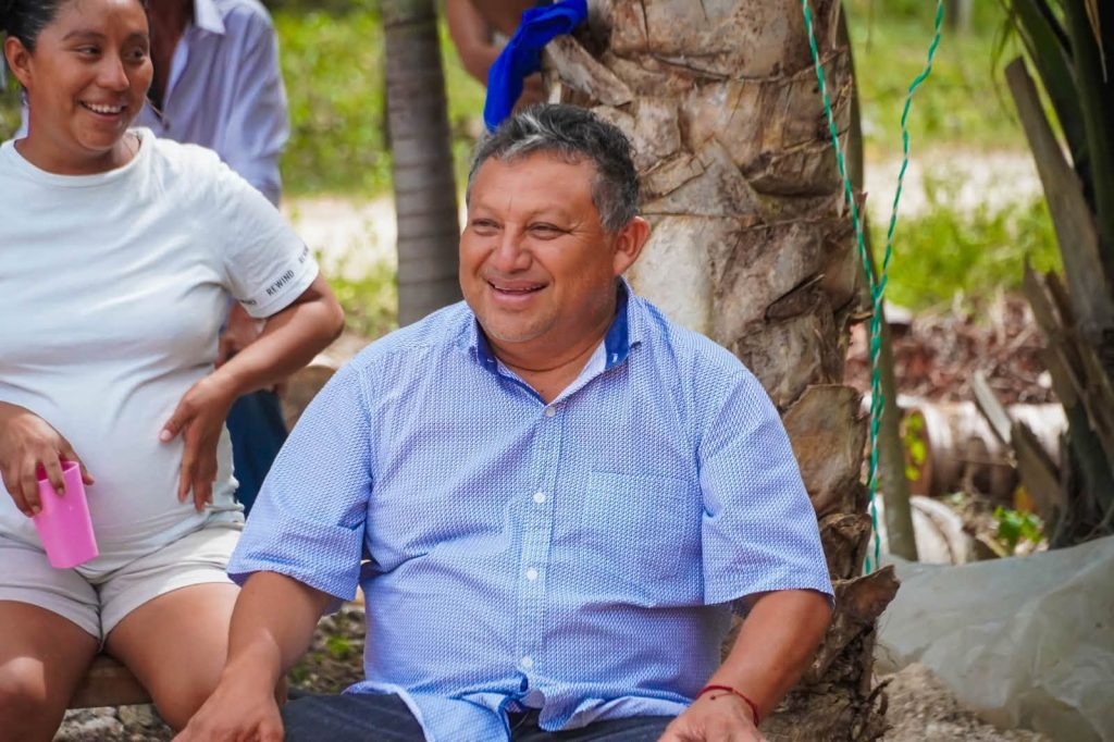 756141106_122133221619229830_5567281459630654988_n-1024x682 ENTREGA ERIK BORGES YAM APOYOS A 17 FAMILIAS DE PIMIENTITAS PARA MEJORAR SUS VIVIENDAS.